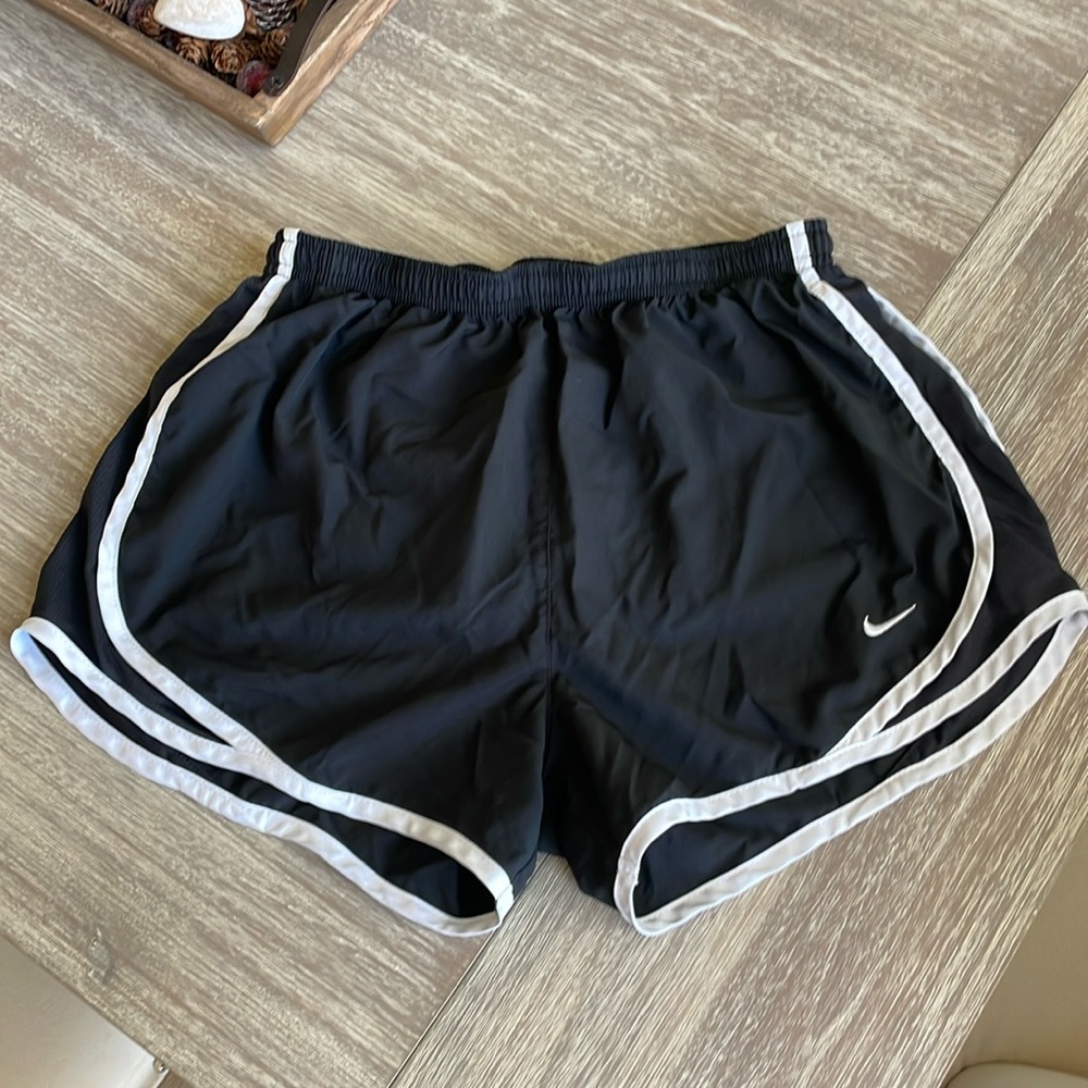 Nike fit dry shorts M